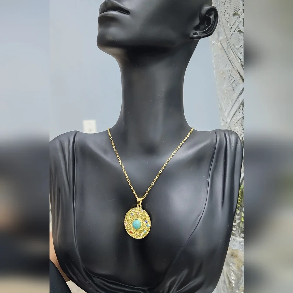 Gold Pendant Necklace with Turquoise Detail